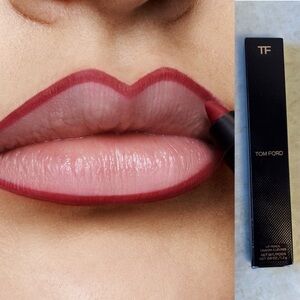 NEW Tom Ford Lip Pencil Crayon A Levres 108 Headline 0.04 Oz & Sharpener